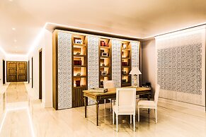 Abaton Island Resort & Spa