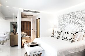 Abaton Island Resort & Spa