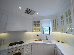 Abaton Island Resort & Spa