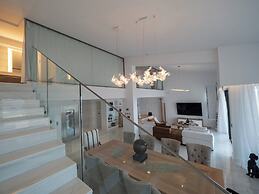 Abaton Island Resort & Spa