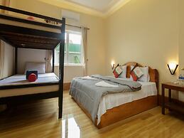 Emily and Nana Lodge