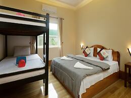 Emily and Nana Lodge