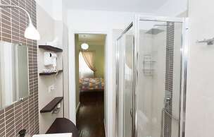 Longhi Holidays House