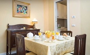 Longhi Holidays House