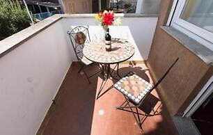 Longhi Holidays House