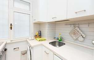 Longhi Holidays House