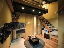 Tsumugi Hachijomuromachi