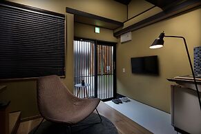 Tsumugi Hachijomuromachi