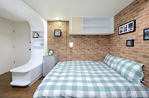 Ximending Florid House