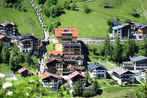 Hotel & Luxury Appartements Dorfstadl