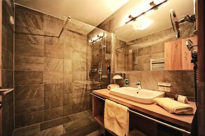 Hotel & Luxury Appartements Dorfstadl
