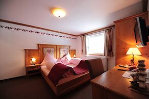 Hotel & Luxury Appartements Dorfstadl