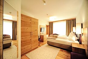 Hotel & Luxury Appartements Dorfstadl