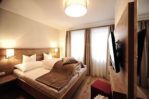 Hotel & Luxury Appartements Dorfstadl