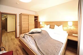 Hotel & Luxury Appartements Dorfstadl