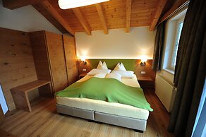 Hotel & Luxury Appartements Dorfstadl