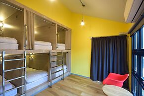 The Chatbox Silom Hostel