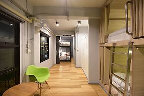 The Chatbox Silom Hostel