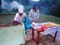 Green Oasis Guest House and Tours