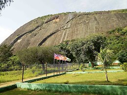 Green Oasis Guest House and Tours