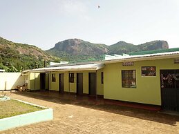 Green Oasis Guest House and Tours