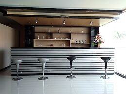 Grand Dian Hotel Slawi