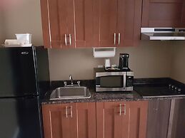 Super 8 by Wyndham Hardisty