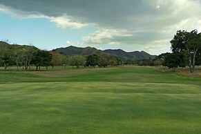 Marriott Maracay Golf Resort