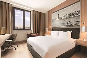 TRYP by Wyndham Istanbul Basın Ekspres