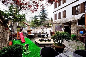 Kadioglu Sehzade Konaklari