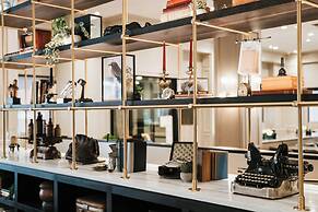 Renaissance Saint Elm Dallas Downtown Hotel