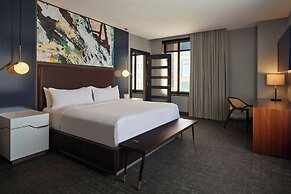 Renaissance Saint Elm Dallas Downtown Hotel