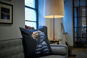 Renaissance Saint Elm Dallas Downtown Hotel