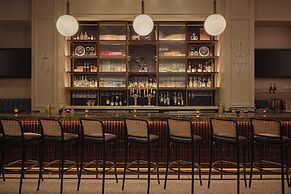 Renaissance Saint Elm Dallas Downtown Hotel