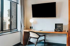 Renaissance Saint Elm Dallas Downtown Hotel