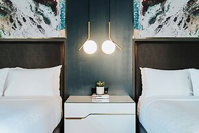 Renaissance Saint Elm Dallas Downtown Hotel