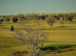 Holiday Inn & Suites Sioux Falls - Airport by IHG
