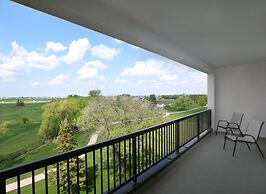 Holiday Inn & Suites Sioux Falls - Airport by IHG