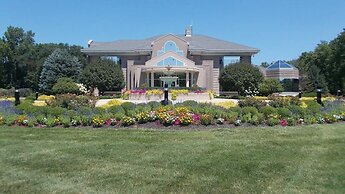 Mill Creek Gardens