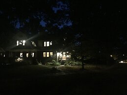 JARVIS Edgewater Park & Beach 5BD Villa