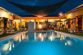 Big Daddy's Beach Club and Hotel