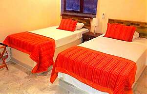 Hotel Versalles Suites