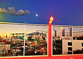 Hotel Versalles Suites