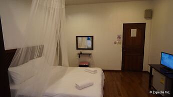 Nawaporn Place Guesthouse