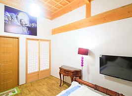 Suncheon Moonlight Love Hanok Pension