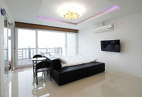 Pohang Sea Shore Pension