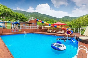 Yeonggwang Chezlee Pension