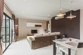 Two Bedroom Pool Villa in Bangtao