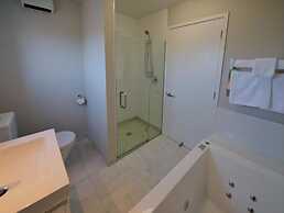 Coastal Ridge Apartments