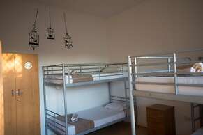 Roey Backpackers & Party Bar